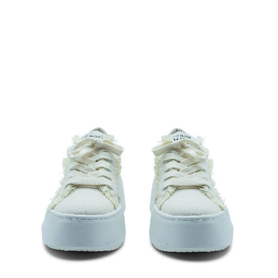 Wave  fringes ecrù shoe 