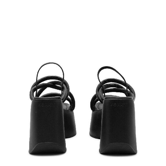 Yoko black sandal