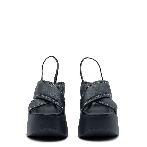 Yoko black slipper 