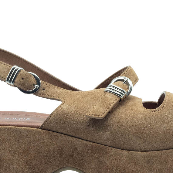 Mini Yoko leather sandal