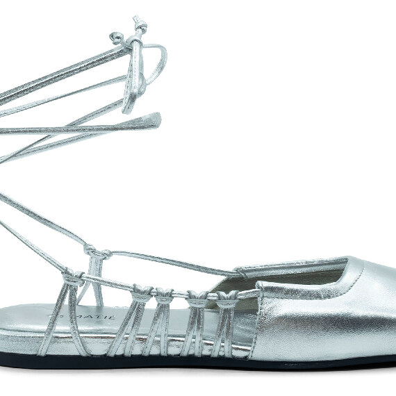 Square closed silver sabot 