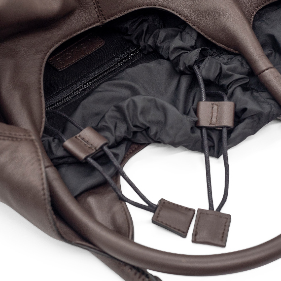 Dafne<br/>Dark brown double-handle shopper  