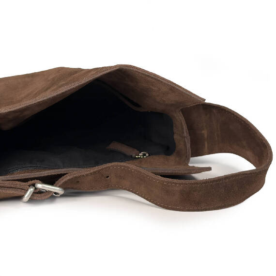 Virginia small<br>Baguette in soft brown split leather