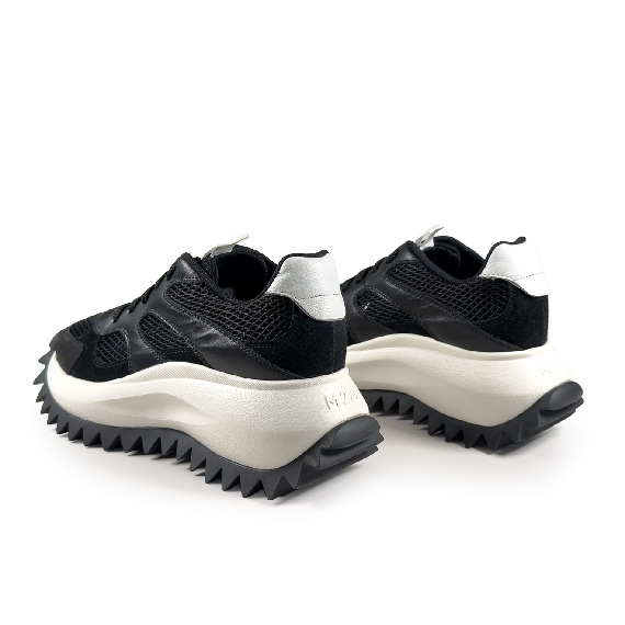 D22 Running<br>Lace-up sneaker black