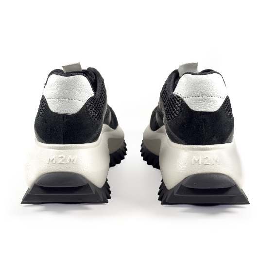 D22 Running<br>Lace-up sneaker black