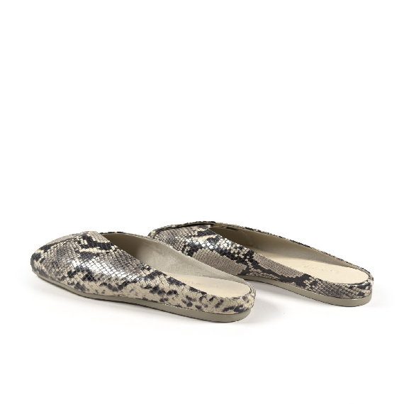 G34_Square closed<br>Slipper ice