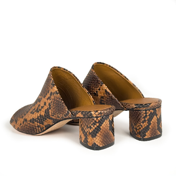 K16_Drop<br>Mule tan