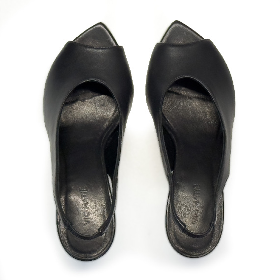 K24_Apostrophe<br>Décolleté slingback black